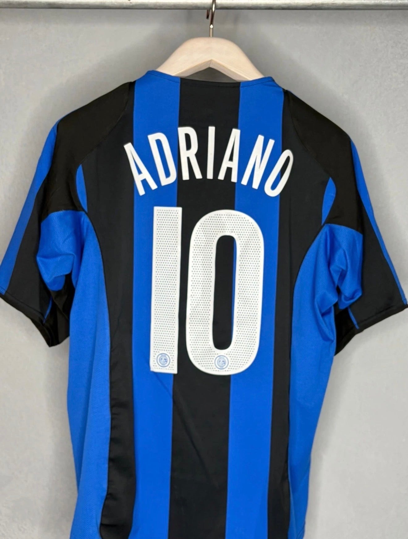 Int. Milan Retro 04/05