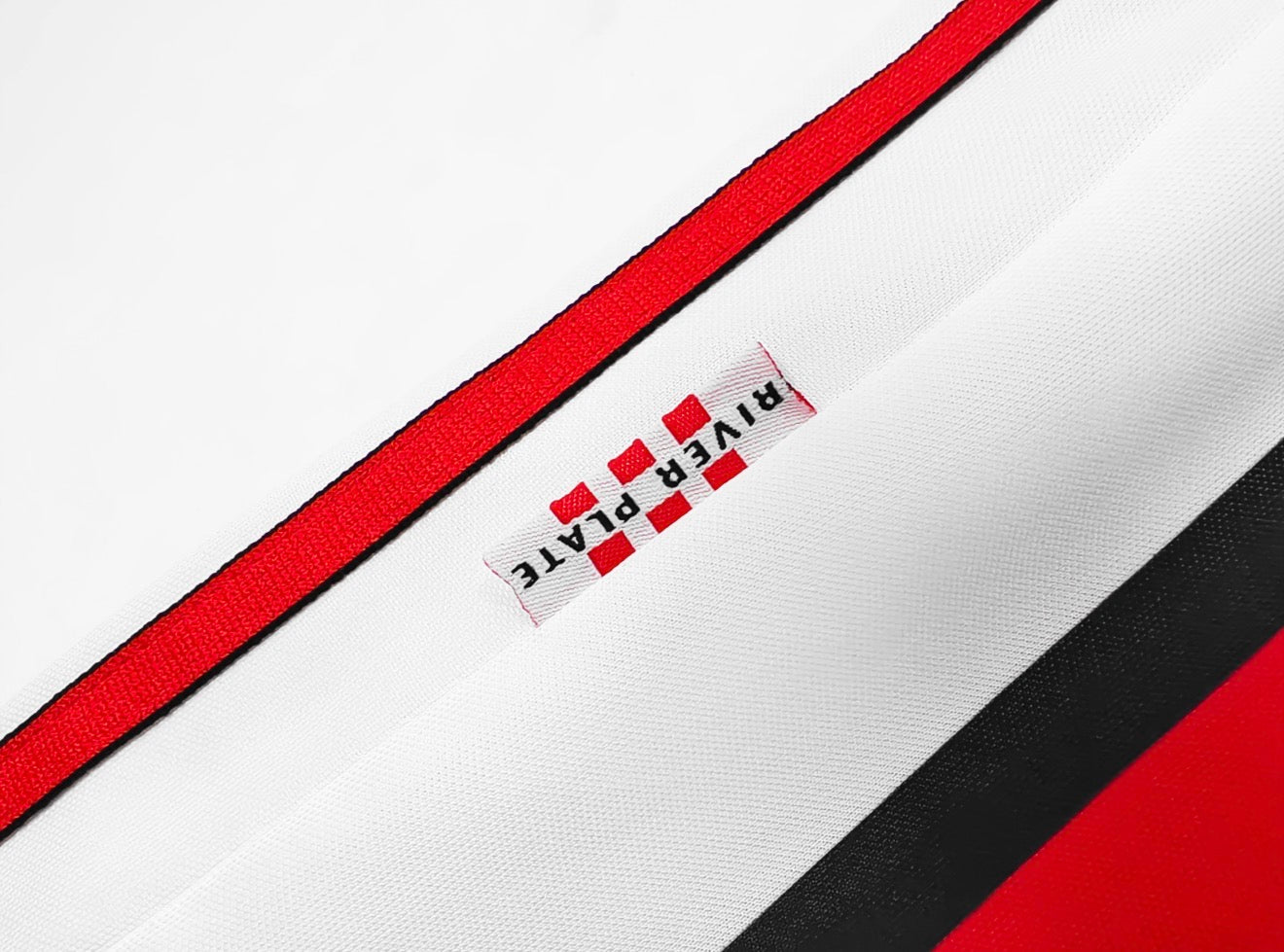 River Plate 1998 Retro