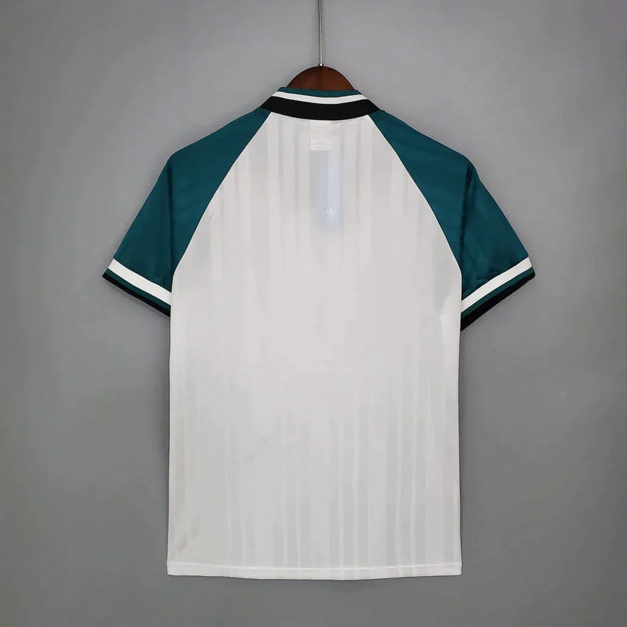 Liverpool 1993/94 Retro Away