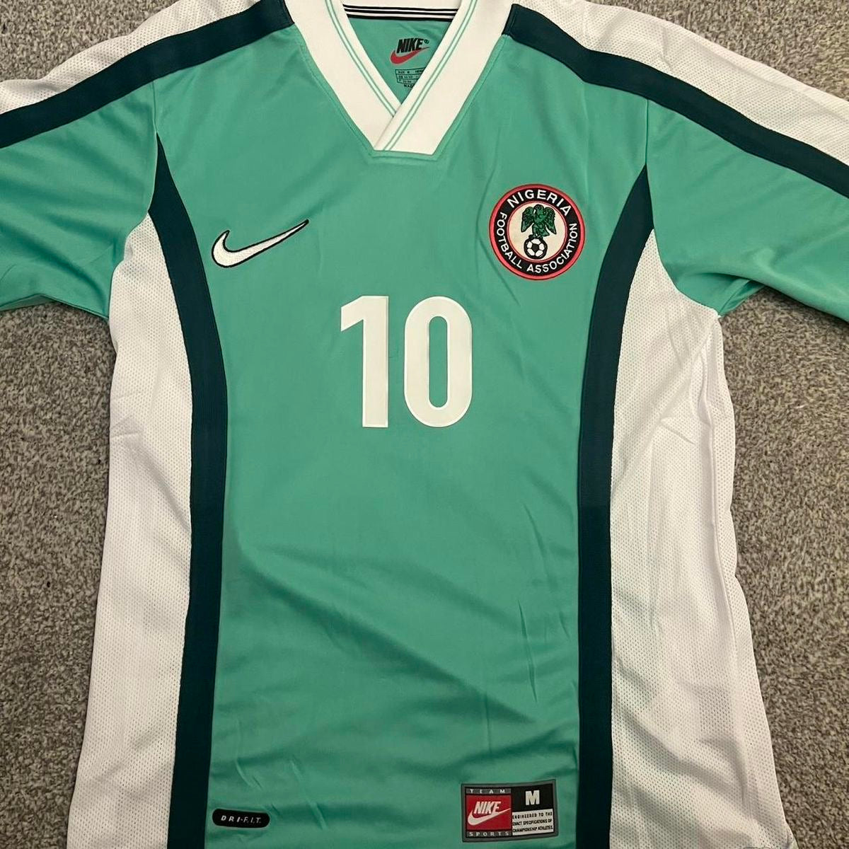 Nigeria 1998 Heim-/Auswärtstrikot