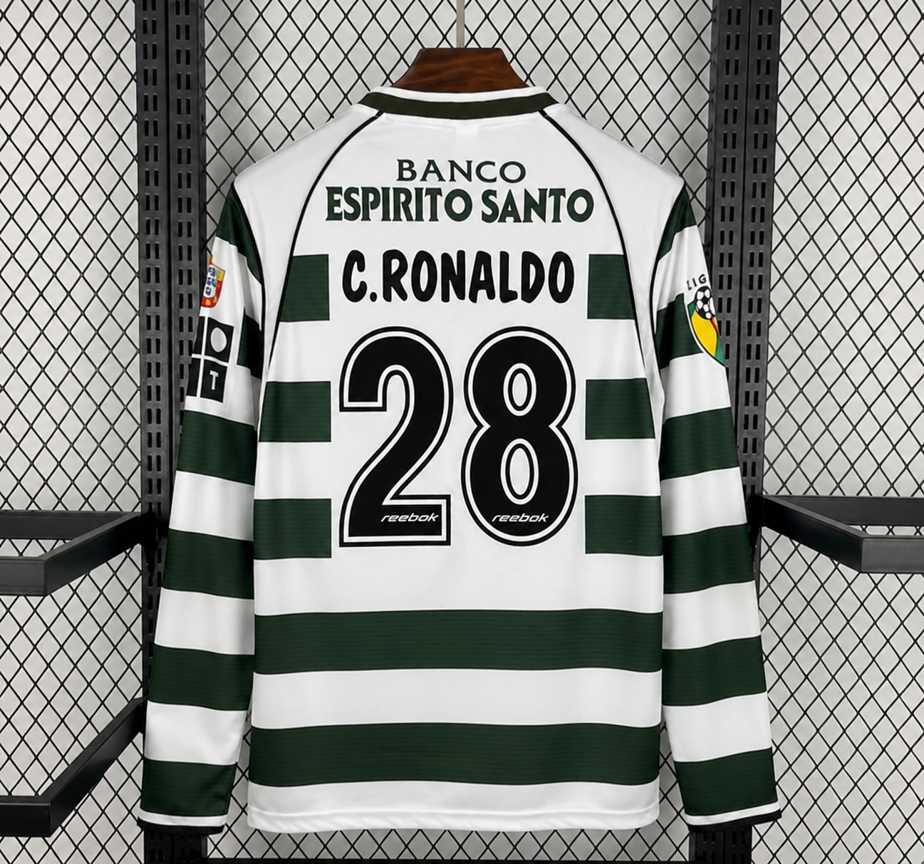 Sporting CP Retro Heim-/Auswärtstrikot 2001/2002